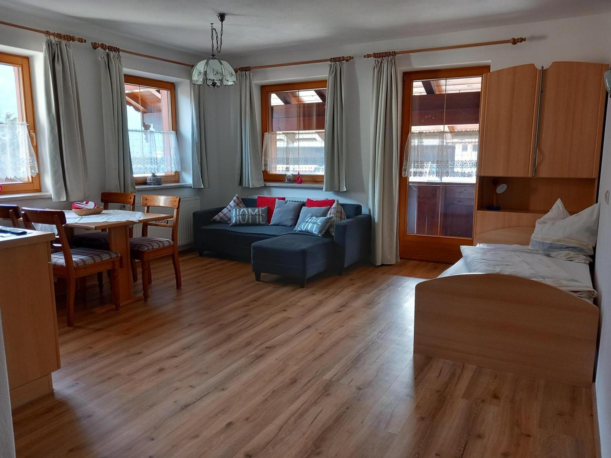 Bichlerhof Leilighet Radfeld Eksteriør bilde